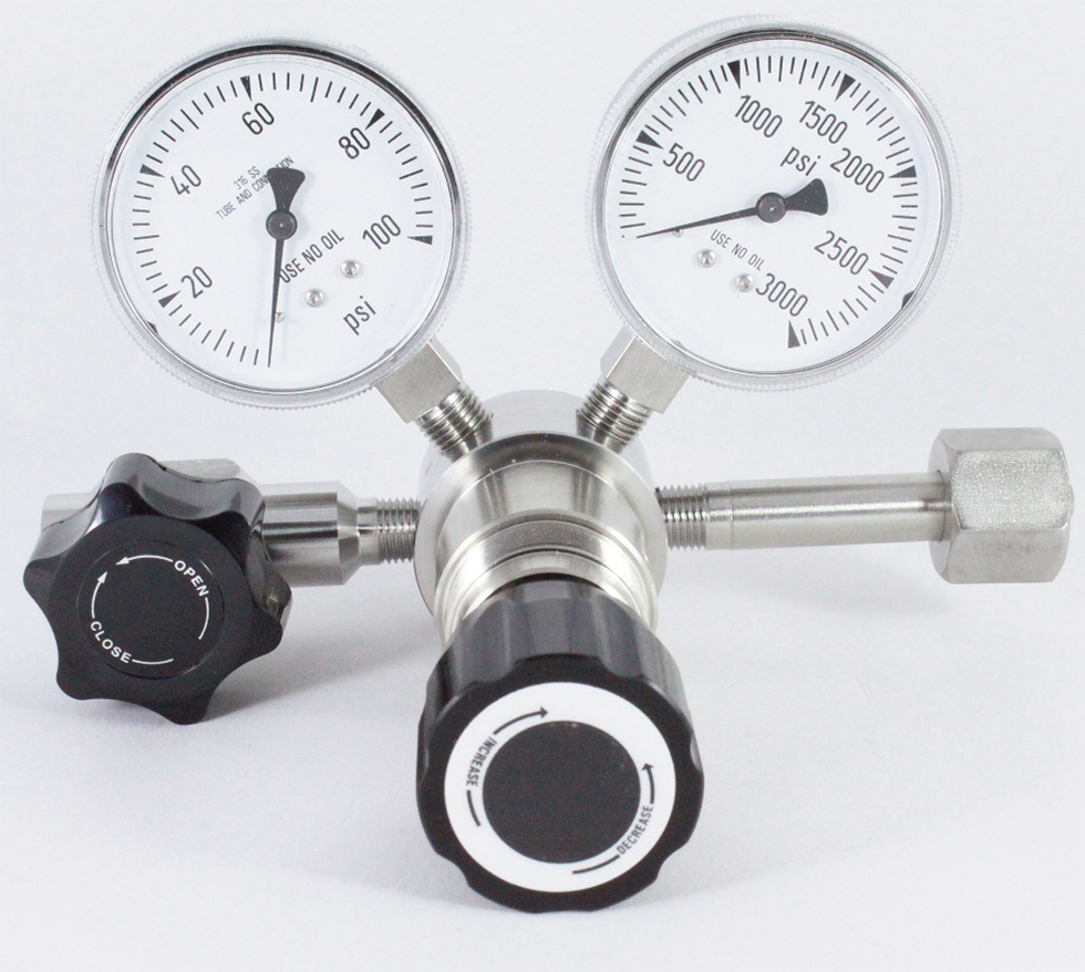 High Flow - Piston Sensed Regulator Series 3832
